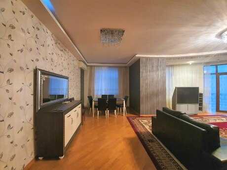 Kirayə 4 otaqlı mənzil, 210 m², Elmlər Akademiyası: 1 300 ₼/ay 5