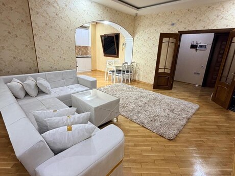 Kirayə 3 otaqlı mənzil, 90 m², Nəriman Nərimanov: 1 000 ₼/ay 3