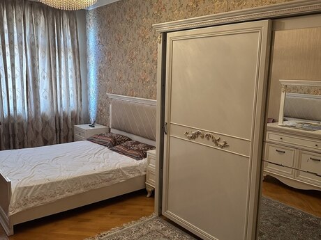 Kirayə 3 otaqlı mənzil, 130 m², Nəriman Nərimanov: 1 300 ₼/ay 3