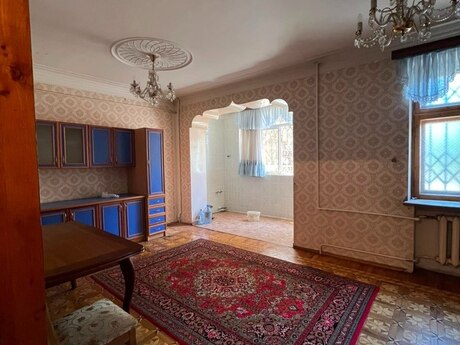 Elan №6461586 - Bakı, Yasamal r., 4 otaqlı, 110 m², 2/5 mərtəbə