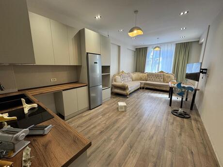 Elan №6461602 - Bakı, İnşaatçılar m., 4 otaqlı, 120 m², 9/16 mərtəbə