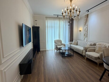 2 otaq · 68 m² · 18/27 mərtəbə, Grand Hayat