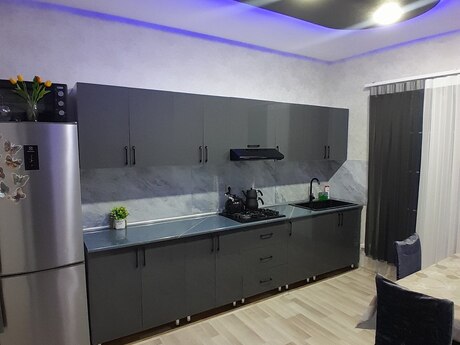 6 otaqlı həyət evi, 200 m², Binə: 109 000 ₼ 2