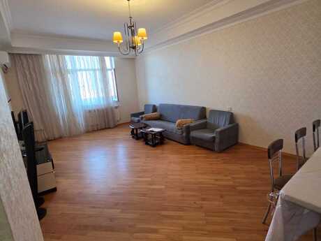 Elan №6461734 - Bakı, Memar Əcəmi m., 3 otaqlı, 135 m², 10/17 mərtəbə