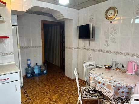 3 Elmlər Akademiyası