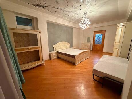 3 otaqlı mənzil, 130 m², 20 Yanvar: 320 000 ₼ 5
