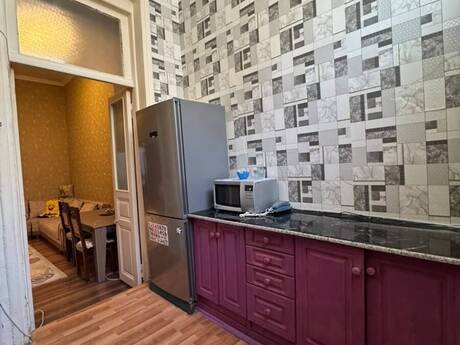 Kirayə 2 otaqlı mənzil, 65 m², 28 May: 900 ₼/ay 2