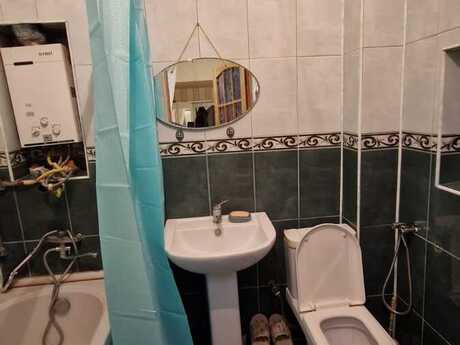 2 otaqlı mənzil, 60 m², 28 May: 250 000 ₼ 5