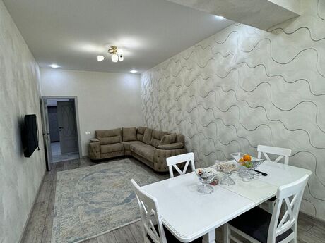 Объявление №6461852 - Баку, м. Иншаатчылар, 2-комн., 80 м², 13/20 этаж