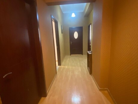 3-room apartment for rent, 100 m², Sahil: 800 ₼/mo 3