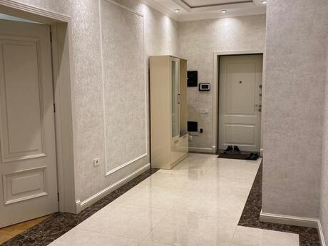 Kirayə 3 otaqlı mənzil, 170 m², İzmir Residence: 2 500 ₼/ay 5