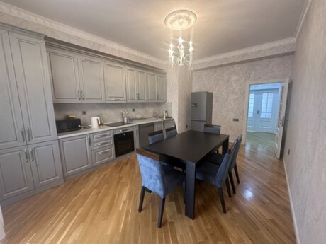 Kirayə 2 otaqlı mənzil, 100 m², Ağ şəhər: 1 500 ₼/ay 4