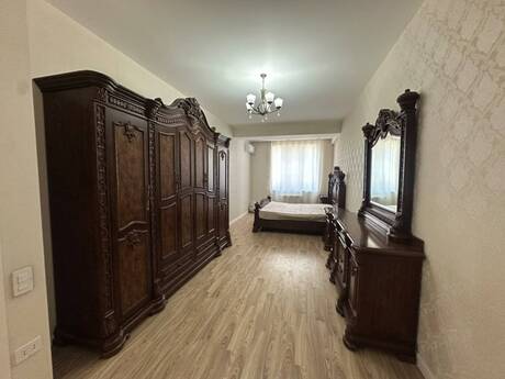 Elan №6461946 - Bakı, Elmlər Akademiyası m., 3 otaqlı, 160 m², 13/17 mərtəbə