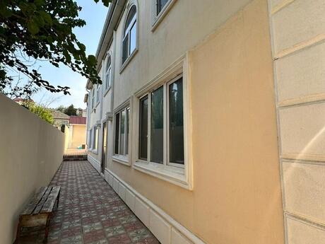 4 otaqlı həyət evi, 200 m², Novxanı: 98 000 ₼ 2