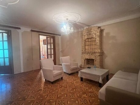 Elan №6462006 - Bakı, Elmlər Akademiyası m., 4 otaqlı, 120 m², 2/5 mərtəbə