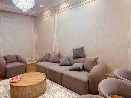 Kirayə 4 otaqlı mənzil, 200 m², İzmir Residence: 4 500 ₼/ay 3