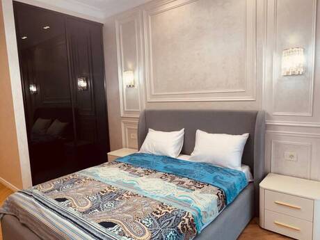 Kirayə 4 otaqlı mənzil, 200 m², İzmir Residence: 4 500 ₼/ay 4