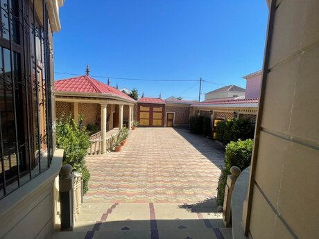 8 otaqlı həyət evi, 270 m², Zabrat: 380 000 ₼ 3