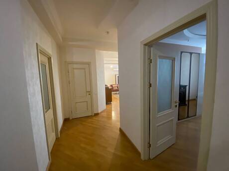 3-room apartment, 113 m², Neftçilər: 275 000 ₼ 5