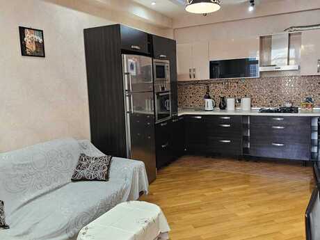 Elan №6462092 - Bakı, Elmlər Akademiyası m., 2 otaqlı, 100 m², 9/16 mərtəbə