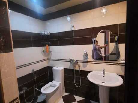 3-room apartment for rent, 135 m², 20 Yanvar: 950 ₼/mo 4