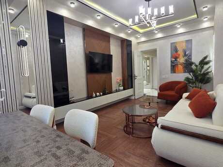 3-room apartment, 101 m², Nəriman Nərimanov: 400 000 ₼ 3