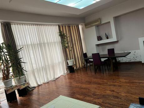 2 otaqlı mənzil, 120 m², 28 May: 340 000 ₼ 2