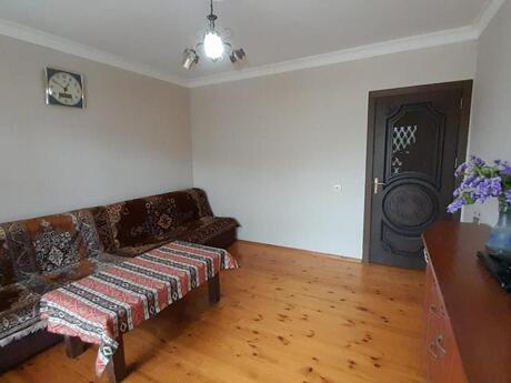 8 otaqlı həyət evi, 210 m², Sabunçu: 275 000 ₼ 2