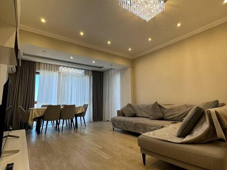Elan №6462218 - Bakı, Şah İsmayıl Xətai m., 3 otaqlı, 119 m², 19/21 mərtəbə