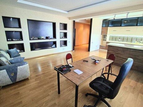 3 otaqlı mənzil, 116 m², Qara Qarayev: 278 000 ₼ 2