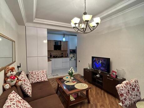 2-room apartment, 61 m², 8-ci mikrorayon: 215 000 ₼ 2