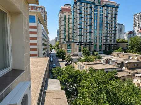 3-комнатная квартира, 70 м², 28 May: 205 000 ₼ 5