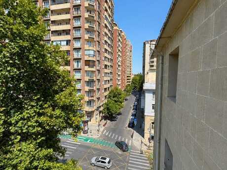 3-комнатная квартира, 70 м², 28 May: 205 000 ₼ 4