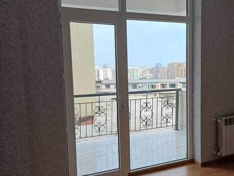 2 otaqlı mənzil, 60 m², 28 May: 240 000 ₼ 2