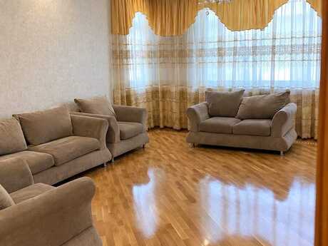 Elan №6462404 - Bakı, Nəsimi r., 3 otaqlı, 140 m², 11/17 mərtəbə