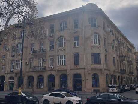 3 otaq · 75 m² · 4/4 mərtəbə, Sahil