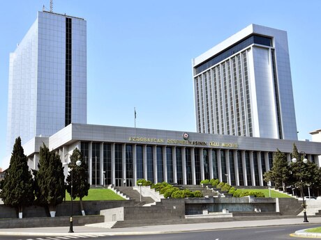 2 otaq · 75 m² · 8/9 mərtəbə, İçəri Şəhər