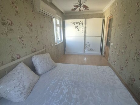 Elan №6462481 - Bakı, Neftçilər m., 3 otaqlı, 65 m², 2/5 mərtəbə