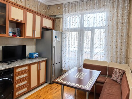 2-room apartment, 80 m², 8-ci kilometr: 200 000 ₼ 5