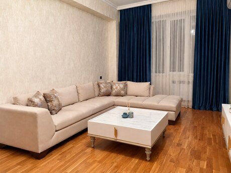 2-room apartment, 65 m², Yeni Günəşli: 165 000 ₼ 2