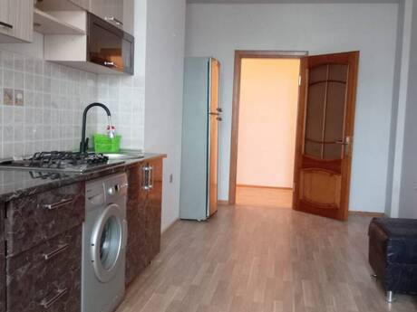 Kirayə 2 otaqlı mənzil, 100 m², İnşaatçılar: 600 ₼/ay 4