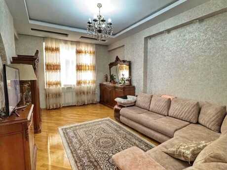 3 rooms · 95 m² · floor 8/18, Həzi Aslanov