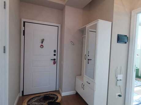 2 otaq · 70 m² · 10/17 mərtəbə, İnşaatçılar