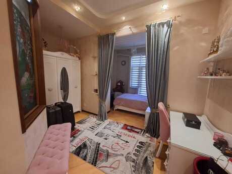 4-room apartment, 120 m², 28 May: 550 000 ₼ 5