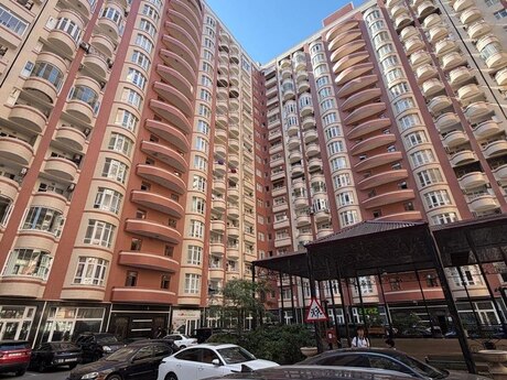 4 otaqlı mənzil, 175 m², Səbail: 420 000 ₼ 2