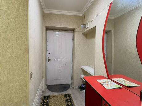 Продаётся 2-комнатная квартира в старом фонде, Elmlər Akademiyası, 45 м², 112 000 AZN, фото 5 / 11