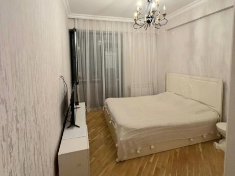 3 otaqlı mənzil, 70 m², 28 May: 305 000 ₼ 5