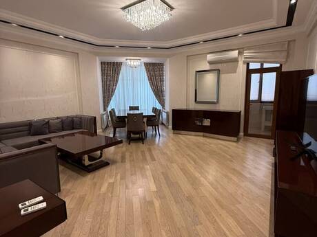 2-комнатная квартира, 115 м², Şah İsmayıl Xətai: 398 000 ₼ 2