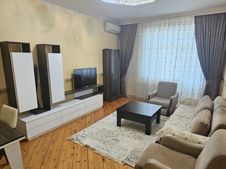Elan №6462731 - Bakı, Şah İsmayıl Xətai m., 2 otaqlı, 60 m², 10/14 mərtəbə