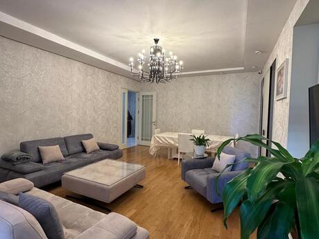 4 otaqlı mənzil, 178 m², Grand Hayat: 585 000 ₼ 3